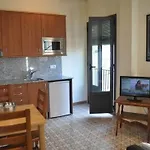 昆达罗之家酒店 3*