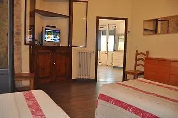 Casa Cundaro מלון